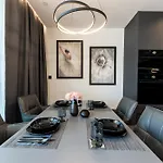 Appartamento Ballerina-luxury & Modern, Sea View, Private Garage Parking, Eeasy Access To & Old Town *