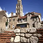 Ballerina-luxury & Modern, Sea View, Private Garage Parking, Eeasy Access To & Old Town Appartamento