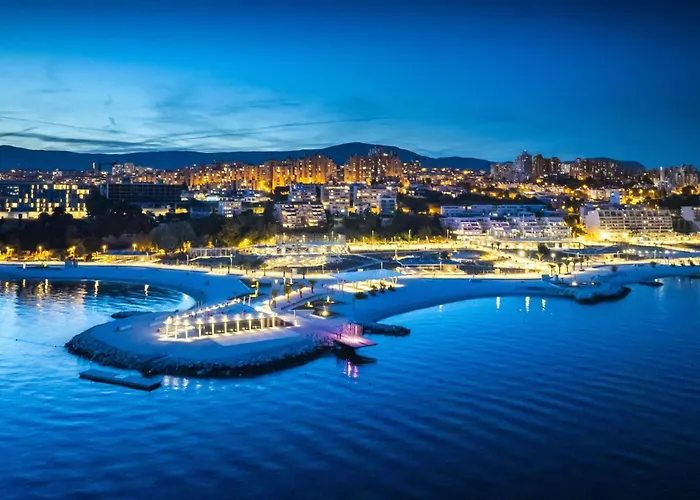 Ballerina-luxury & Modern, Sea View, Private Garage Parking, Eeasy Access To & Old Town * Split