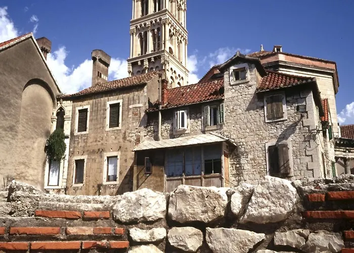 Ballerina-luxury & Modern, Sea View, Private Garage Parking, Eeasy Access To & Old Town Apartment