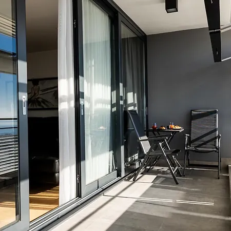Ballerina-luxury & Modern, Sea View, Private Garage Parking, Eeasy Access To & Old Town *